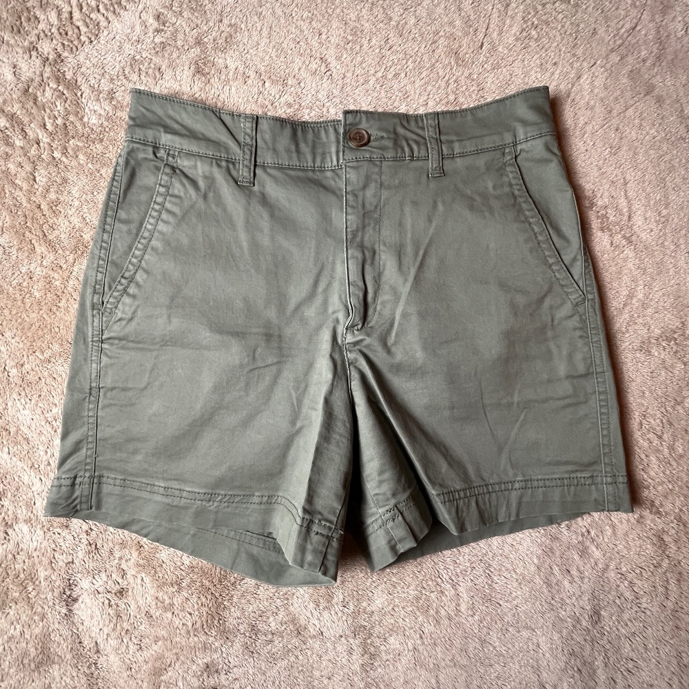 Gap Women's Girlfriend Khaki Short Drab Olive Green Mid Rise